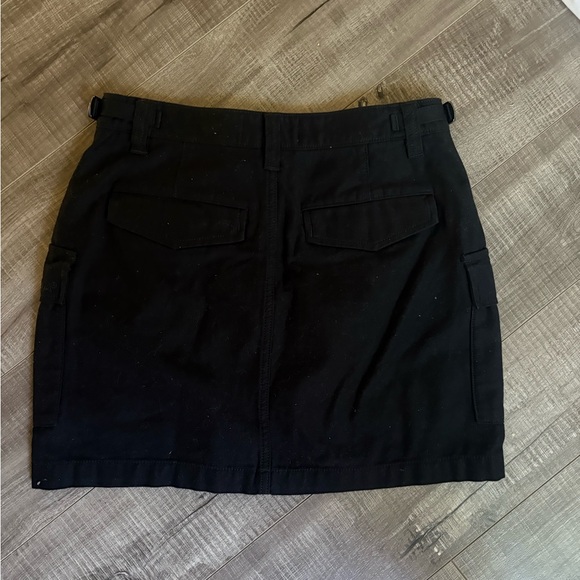 Aritzia Cargo Skirt - Picture 4 of 4